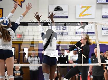 Thumbnail 3 in Sierra Canyon vs. Archbishop Mitty (Durango Fall Classic) photogallery.