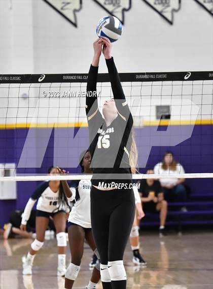 Thumbnail 1 in Sierra Canyon vs. Archbishop Mitty (Durango Fall Classic) photogallery.