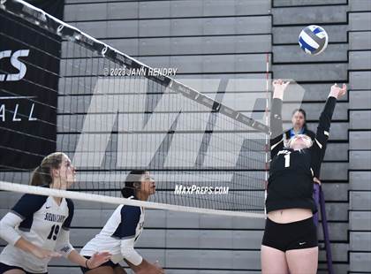 Thumbnail 3 in Sierra Canyon vs. Archbishop Mitty (Durango Fall Classic) photogallery.