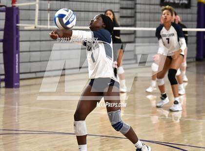 Thumbnail 1 in Sierra Canyon vs. Archbishop Mitty (Durango Fall Classic) photogallery.