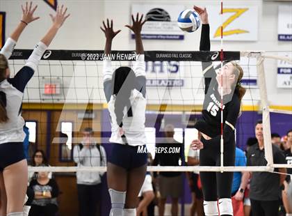 Thumbnail 2 in Sierra Canyon vs. Archbishop Mitty (Durango Fall Classic) photogallery.