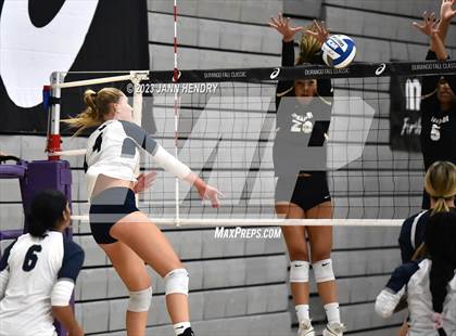 Thumbnail 3 in Sierra Canyon vs. Archbishop Mitty (Durango Fall Classic) photogallery.