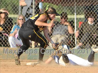 Thumbnail 2 in Casa Roble vs. Del Oro (CIF SJS D2 Final) photogallery.