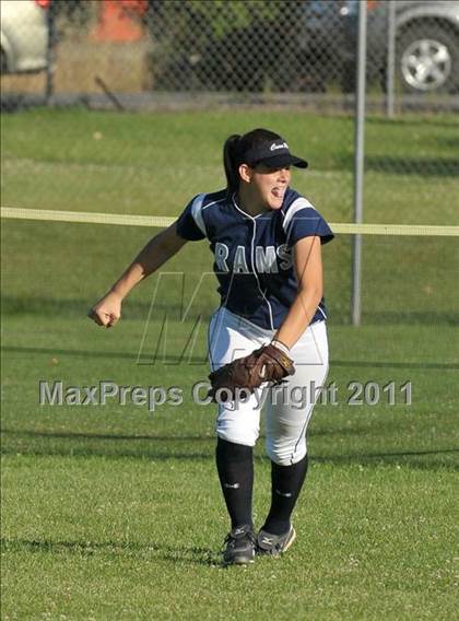 Thumbnail 3 in Casa Roble vs. Del Oro (CIF SJS D2 Final) photogallery.
