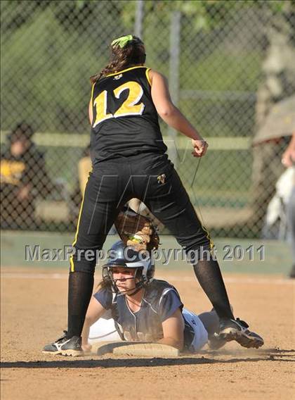 Thumbnail 2 in Casa Roble vs. Del Oro (CIF SJS D2 Final) photogallery.