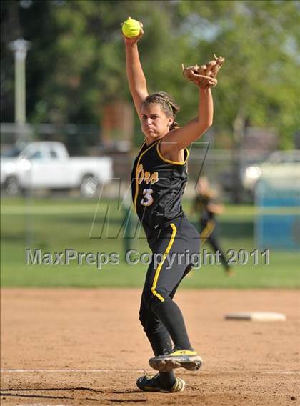 Thumbnail 2 in Casa Roble vs. Del Oro (CIF SJS D2 Final) photogallery.