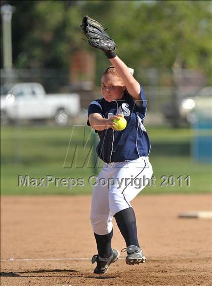 Thumbnail 3 in Casa Roble vs. Del Oro (CIF SJS D2 Final) photogallery.