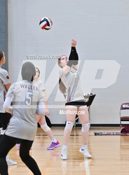 Thumbnail 1 in FR: Cypress Woods @ Waller (B Teams) photogallery.