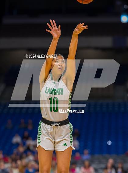 Thumbnail 3 in Newcastle vs Valley (UIL 1A Basketball Final) photogallery.