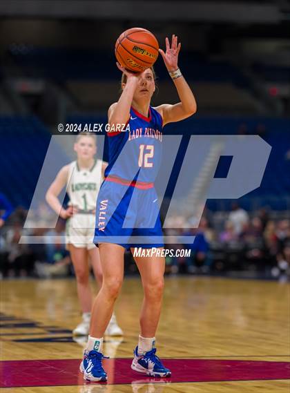 Thumbnail 1 in Newcastle vs Valley (UIL 1A Basketball Final) photogallery.