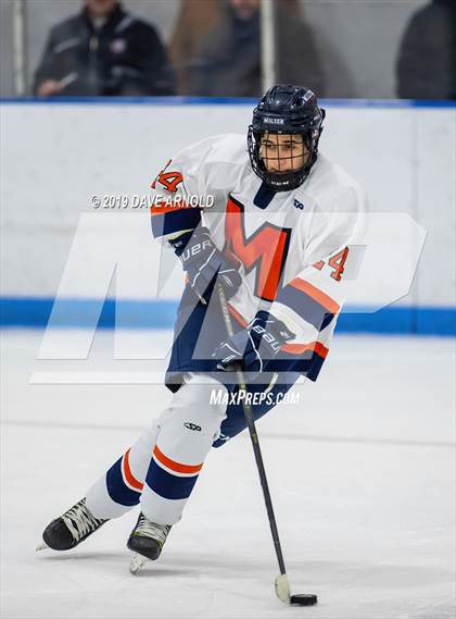 Thumbnail 3 in Milton Academy vs Salisbury School (Flood-Marr Tournament) photogallery.