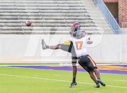 Thumbnail 2 in Lancaster vs. Port Arthur Memorial photogallery.