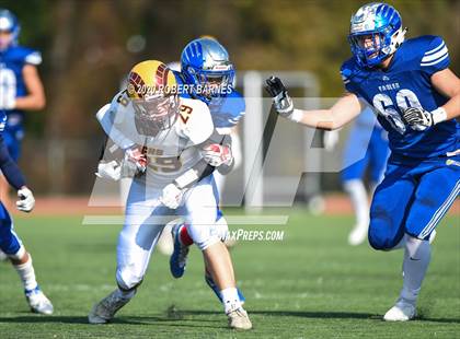 Thumbnail 3 in Gloucester Catholic @ Paul VI photogallery.