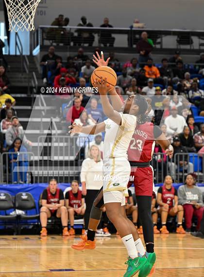 Thumbnail 3 in Grayson vs. Lowndes (GHSA 7A Semifinal) photogallery.