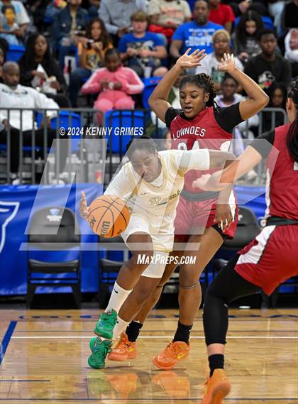 Thumbnail 1 in Grayson vs. Lowndes (GHSA 7A Semifinal) photogallery.