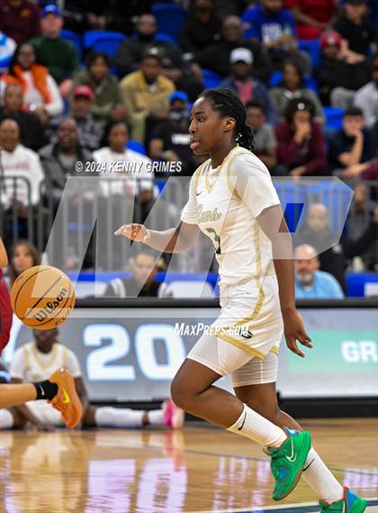 Thumbnail 1 in Grayson vs. Lowndes (GHSA 7A Semifinal) photogallery.