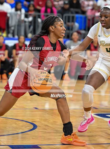 Thumbnail 3 in Grayson vs. Lowndes (GHSA 7A Semifinal) photogallery.