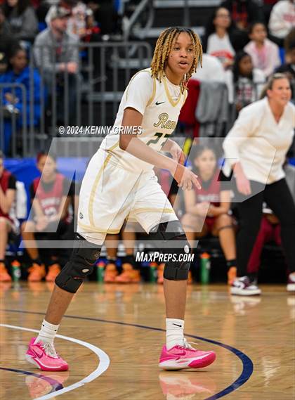 Thumbnail 2 in Grayson vs. Lowndes (GHSA 7A Semifinal) photogallery.