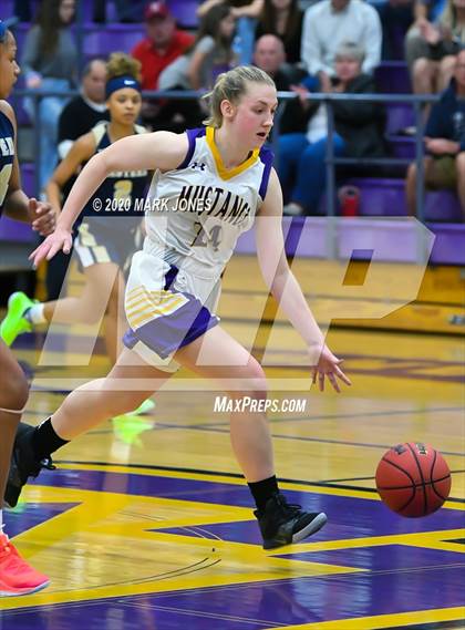 Thumbnail 3 in Casteel @ Sunrise Mountain (AIA 5A Quarterfinal) photogallery.