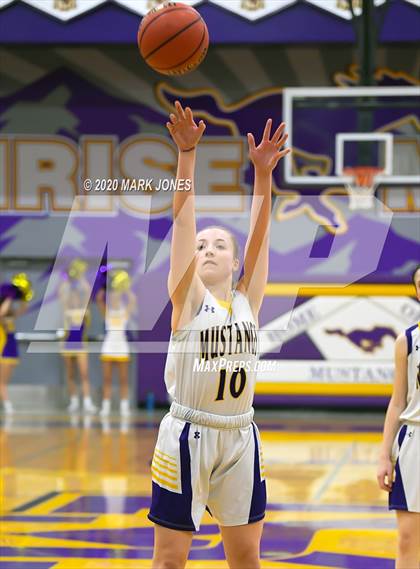 Thumbnail 1 in Casteel @ Sunrise Mountain (AIA 5A Quarterfinal) photogallery.