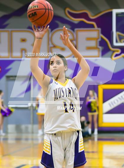 Thumbnail 2 in Casteel @ Sunrise Mountain (AIA 5A Quarterfinal) photogallery.