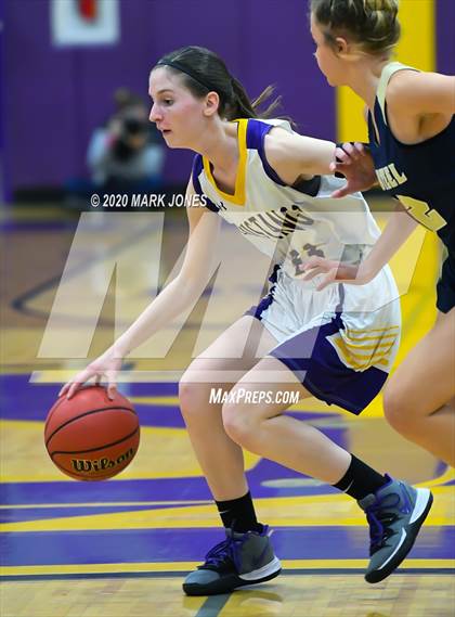 Thumbnail 2 in Casteel @ Sunrise Mountain (AIA 5A Quarterfinal) photogallery.