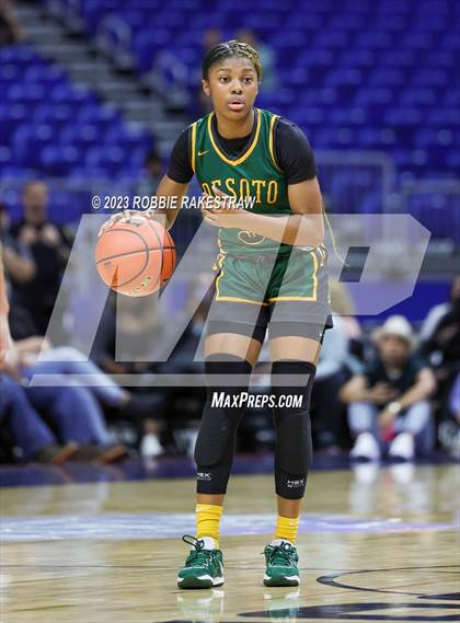 Thumbnail 3 in Clark vs. DeSoto (UIL 6A Basketball State Final) photogallery.