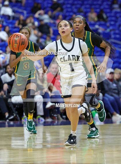 Thumbnail 1 in Clark vs. DeSoto (UIL 6A Basketball State Final) photogallery.