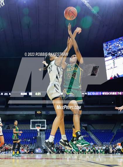 Thumbnail 2 in Clark vs. DeSoto (UIL 6A Basketball State Final) photogallery.