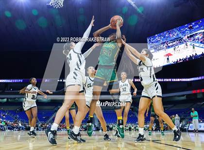 Thumbnail 3 in Clark vs. DeSoto (UIL 6A Basketball State Final) photogallery.