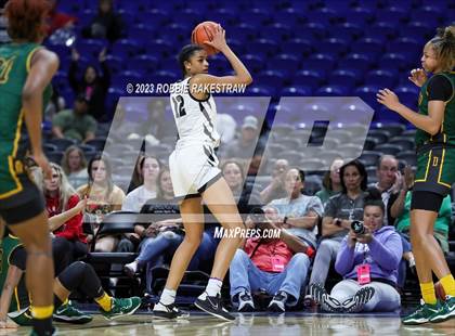 Thumbnail 2 in Clark vs. DeSoto (UIL 6A Basketball State Final) photogallery.