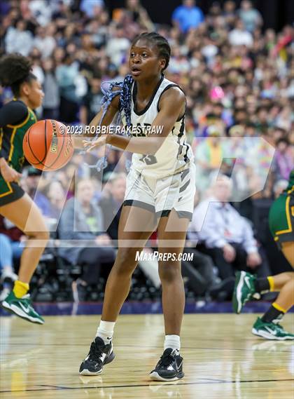 Thumbnail 1 in Clark vs. DeSoto (UIL 6A Basketball State Final) photogallery.