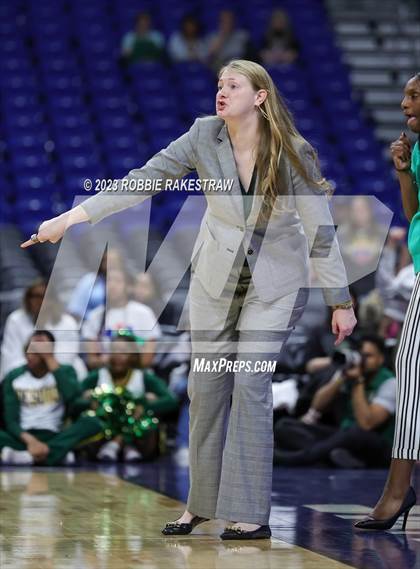 Thumbnail 1 in Clark vs. DeSoto (UIL 6A Basketball State Final) photogallery.