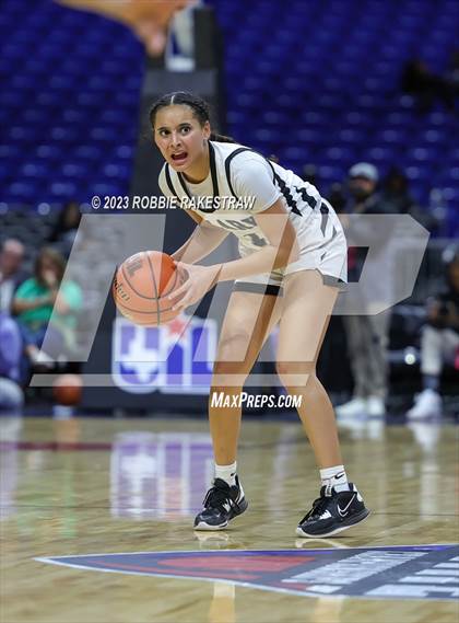 Thumbnail 1 in Clark vs. DeSoto (UIL 6A Basketball State Final) photogallery.