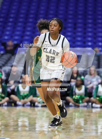 Thumbnail 1 in Clark vs. DeSoto (UIL 6A Basketball State Final) photogallery.