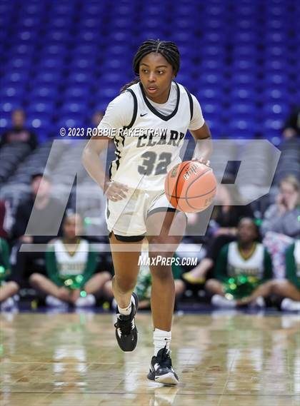 Thumbnail 2 in Clark vs. DeSoto (UIL 6A Basketball State Final) photogallery.