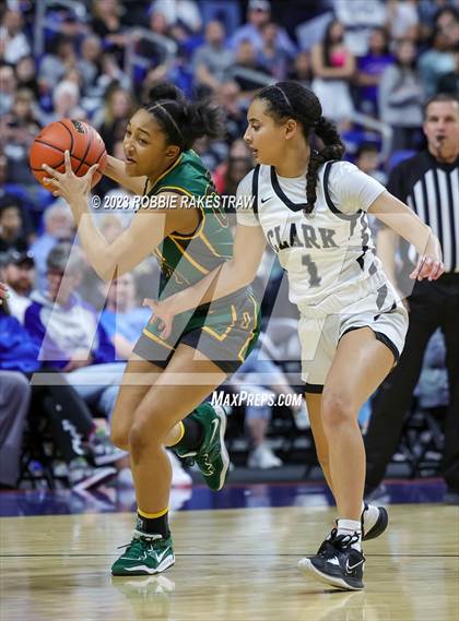 Thumbnail 1 in Clark vs. DeSoto (UIL 6A Basketball State Final) photogallery.