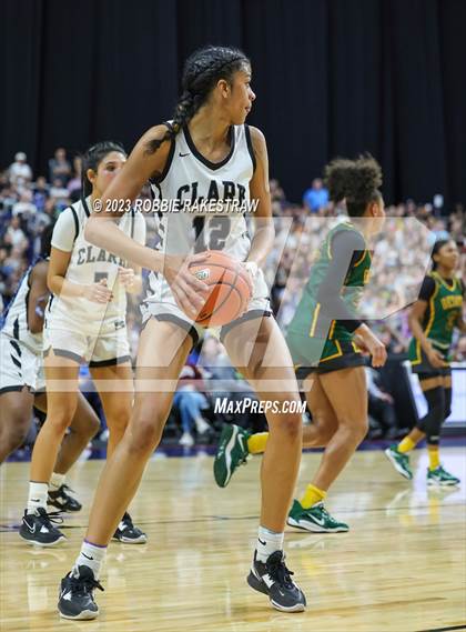 Thumbnail 3 in Clark vs. DeSoto (UIL 6A Basketball State Final) photogallery.