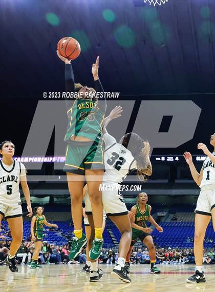 Thumbnail 3 in Clark vs. DeSoto (UIL 6A Basketball State Final) photogallery.