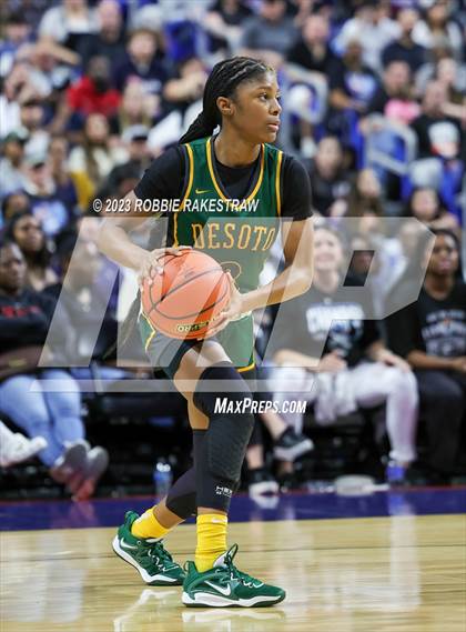 Thumbnail 2 in Clark vs. DeSoto (UIL 6A Basketball State Final) photogallery.