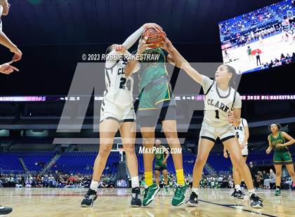 Thumbnail 3 in Clark vs. DeSoto (UIL 6A Basketball State Final) photogallery.