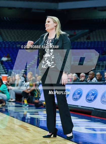 Thumbnail 1 in Clark vs. DeSoto (UIL 6A Basketball State Final) photogallery.