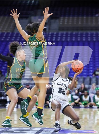 Thumbnail 3 in Clark vs. DeSoto (UIL 6A Basketball State Final) photogallery.