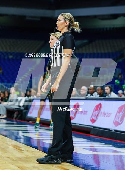 Thumbnail 2 in Clark vs. DeSoto (UIL 6A Basketball State Final) photogallery.
