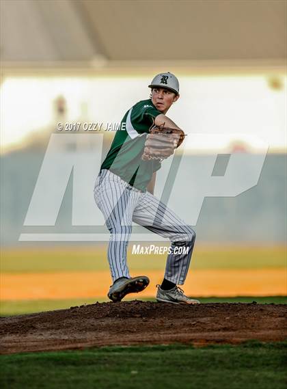 Thumbnail 3 in Reagan [Ronald] vs Southwest (UIL 6A Regional  Semifinal) photogallery.