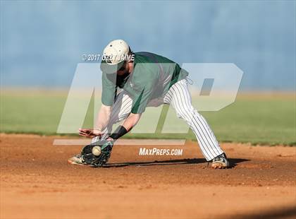 Thumbnail 3 in Reagan [Ronald] vs Southwest (UIL 6A Regional  Semifinal) photogallery.
