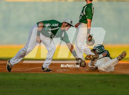 Thumbnail 2 in Reagan [Ronald] vs Southwest (UIL 6A Regional  Semifinal) photogallery.