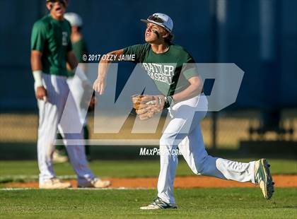 Thumbnail 3 in Reagan [Ronald] vs Southwest (UIL 6A Regional  Semifinal) photogallery.
