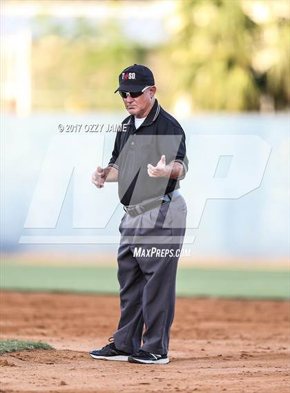 Thumbnail 3 in Reagan [Ronald] vs Southwest (UIL 6A Regional  Semifinal) photogallery.