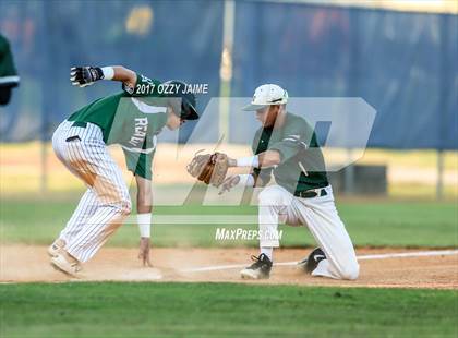 Thumbnail 2 in Reagan [Ronald] vs Southwest (UIL 6A Regional  Semifinal) photogallery.